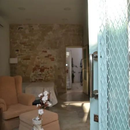 Apartment Living Downtown *